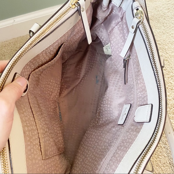 Kate Spade Purse with Shoulder Strap in Cream/Nude - Picture 6 of 8